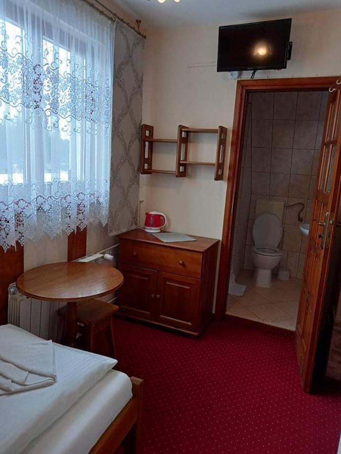 Pokoje Goscinne U Bronka Ciche Małe Eksteriør billede